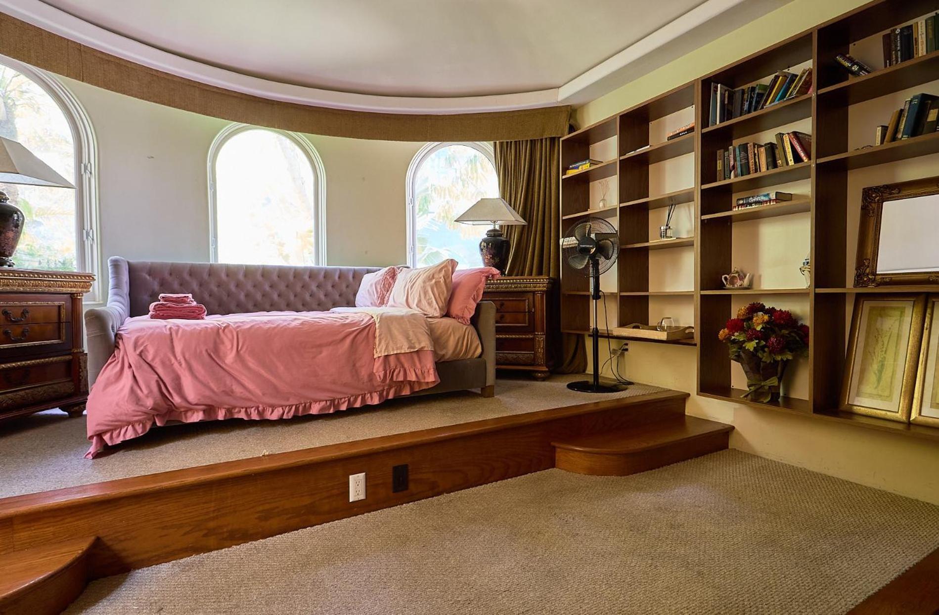 Beverly Hills Spanish Hospedagem domiciliar