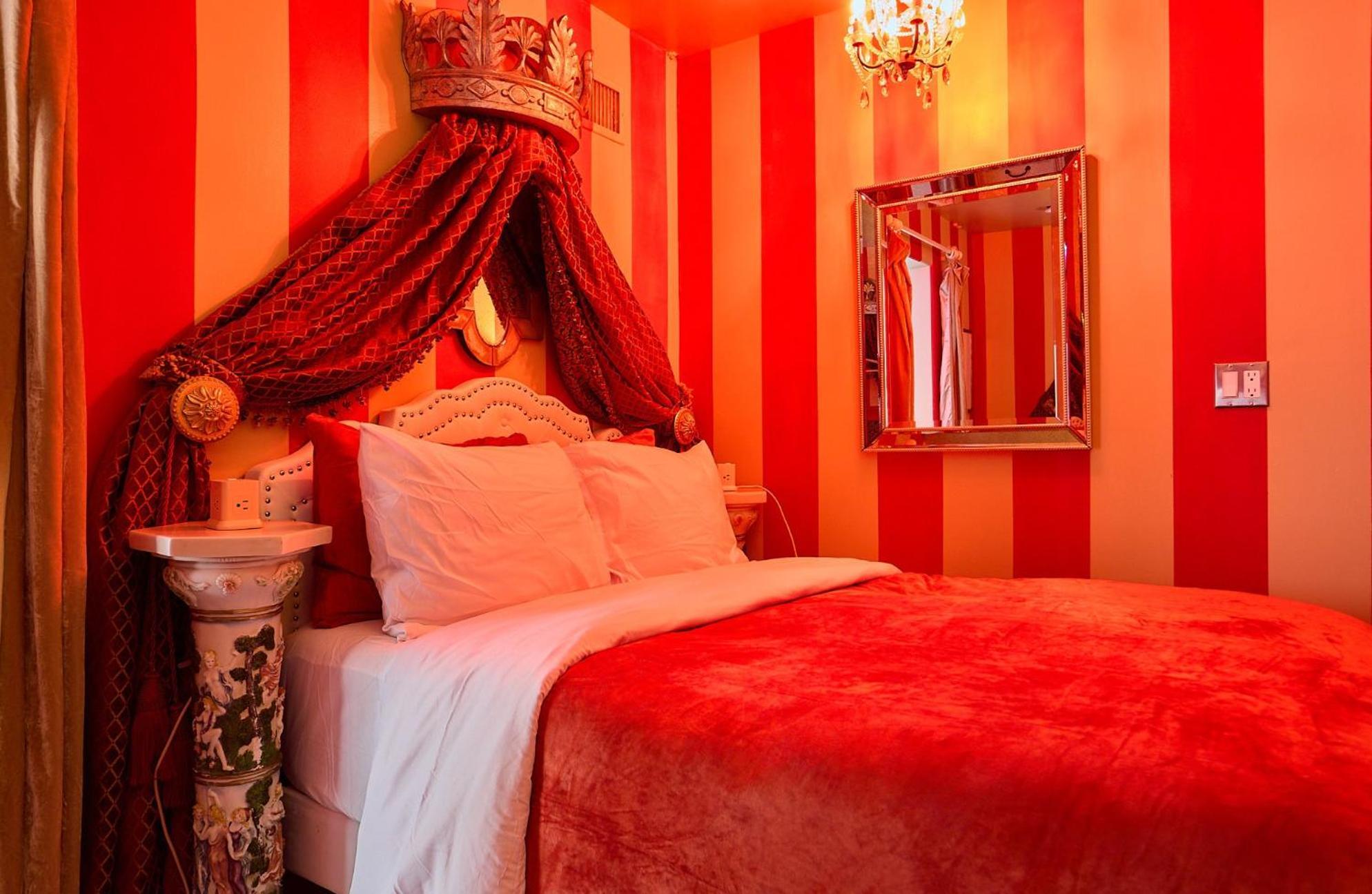 Beverly Hills Spanish Hospedagem domiciliar *